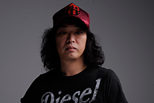 手島いさむ